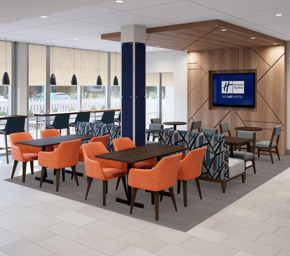 Holiday Inn Express & Suites Reedsburg - Dells Area By Ihg Ngoại thất bức ảnh